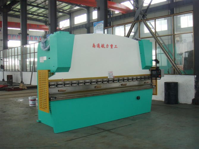 WC67K-100/4000(sh)Һۏ?rn)C(j)